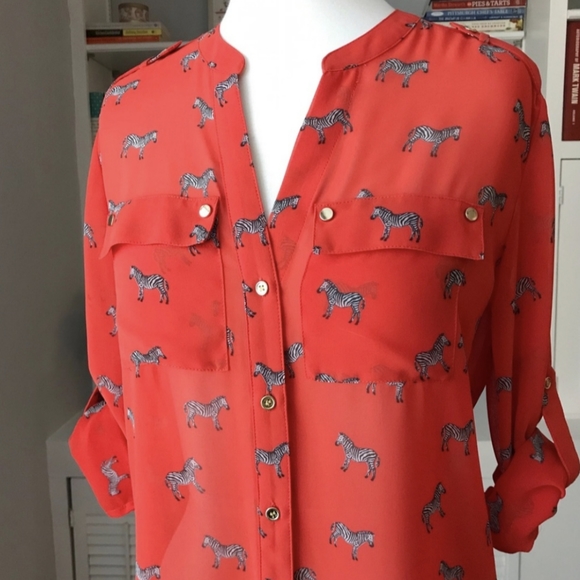 Charter Club Zebra Button Down V-neck Blouse XS - Picture 1 of 8